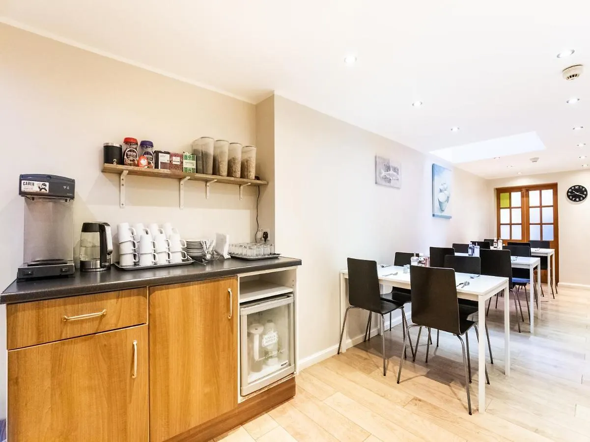 Lost Guest House Aberdeen 3*,