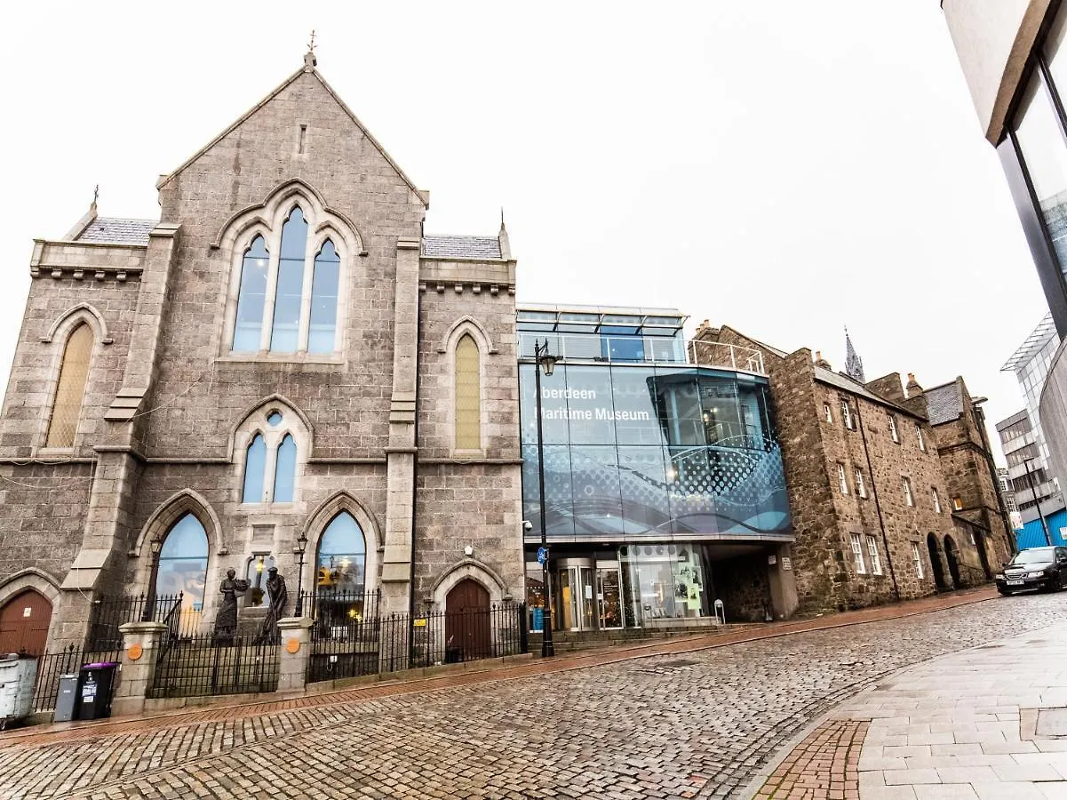 Lost Guest House Aberdeen 3*,